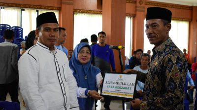 Pejabat dan ASN OKI Salurkan Zakat Lewat Baznas