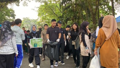 WCD Sumsel dan Content Creator Gelar Aksi Cleanup Kemerdekaan di Palembang