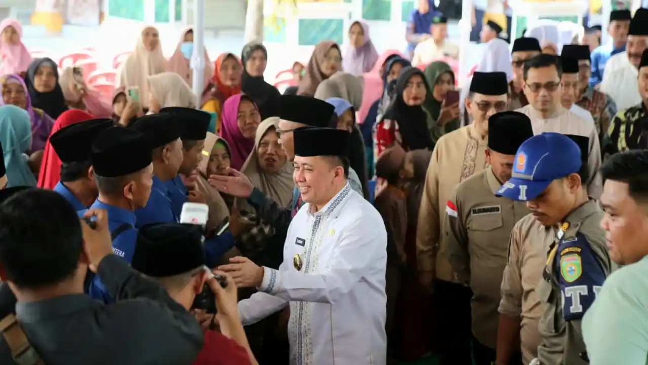 Pj. Gubernur Sumsel Berbagi Kebahagiaan di Malam Nuzulul Qur'an