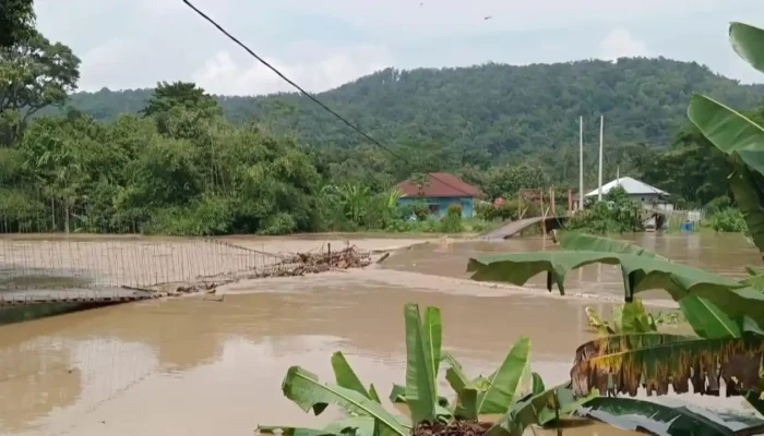 BNPB Desak Pemkab OKU Inventarisasi Kerusakan Infrastruktur Pascabanjir Besar