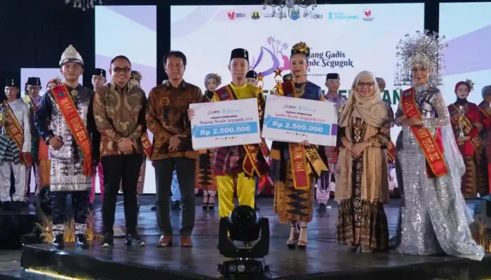 Fuad dan Afrah, Duta Muda OKI untuk Pariwisata dan Budaya Indonesia