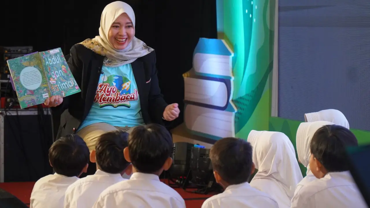 Hari Buku Nasional 2024: Kemendikbudristek Dorong Literasi Indonesia Lewat Buku Bacaan Bermutu