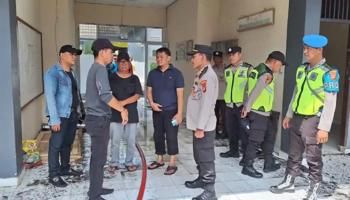 Kebakaran Asrama SMA Negeri 3 Unggulan Kayuagung: Api Berhasil Dipadamkan, Penyebab Masih Diinvestigasi