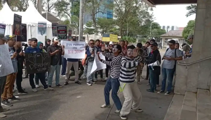 Koalisi Pers Sumatera Selatan Gelar Aksi Solidaritas Tolak RUU Penyiaran