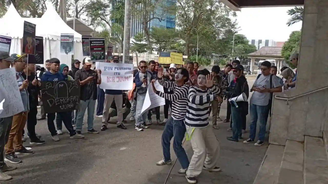 Koalisi Pers Sumatera Selatan Gelar Aksi Solidaritas Tolak RUU Penyiaran