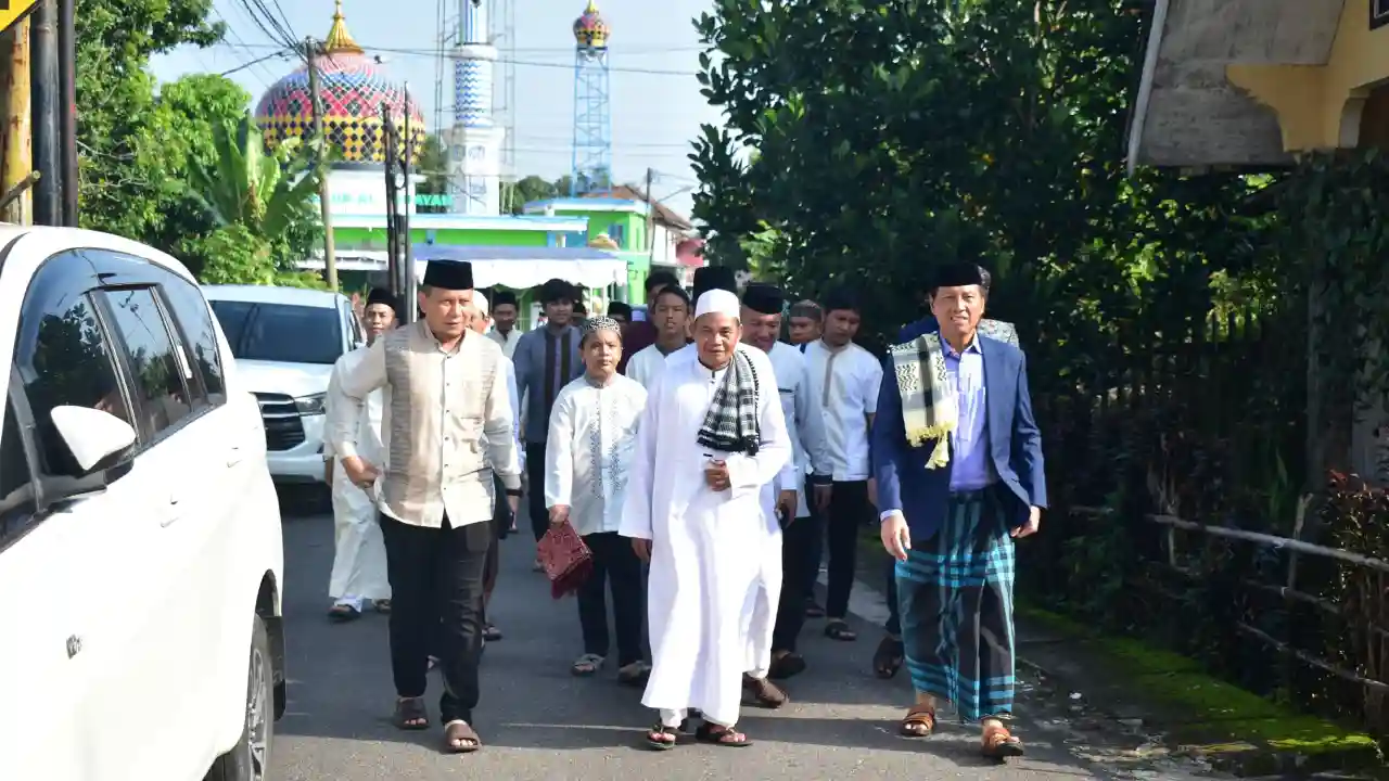 Idul Adha di OKI, Pj. Bupati Asmar Wijaya Ajak Masyarakat Tingkatkan Keikhlasan dan Jaga Persatuan