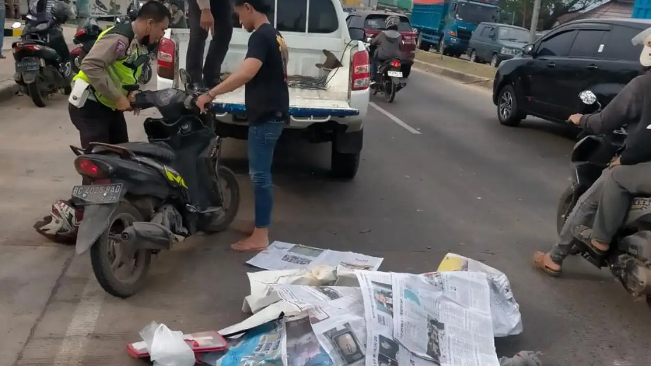 Kecelakaan Maut di Palembang, Pengendara Motor Tewas Tabrak Truk Trailer di Depan Pintu Tol Keramasan