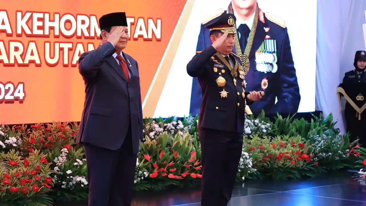 Menteri Pertahanan RI Prabowo Subianto Menerima Tanda Kehormatan Bintang Bhayangkara Utama dari Polri