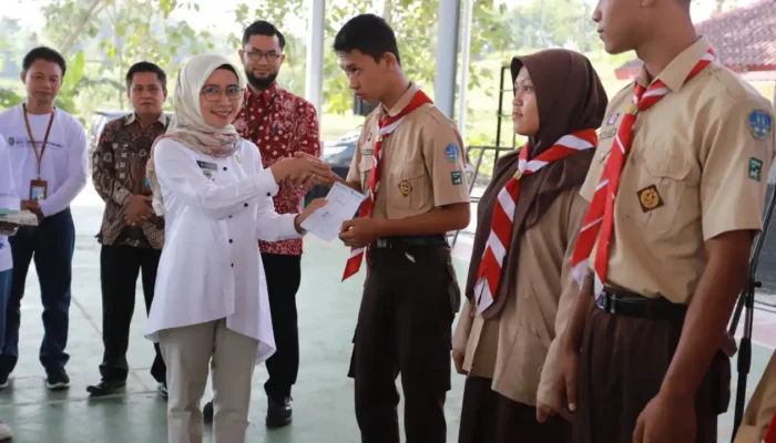 OJK dan Pemkab Kebumen Tingkatkan Literasi Keuangan Siswa dan Wali Murid SMKN Karanggayam