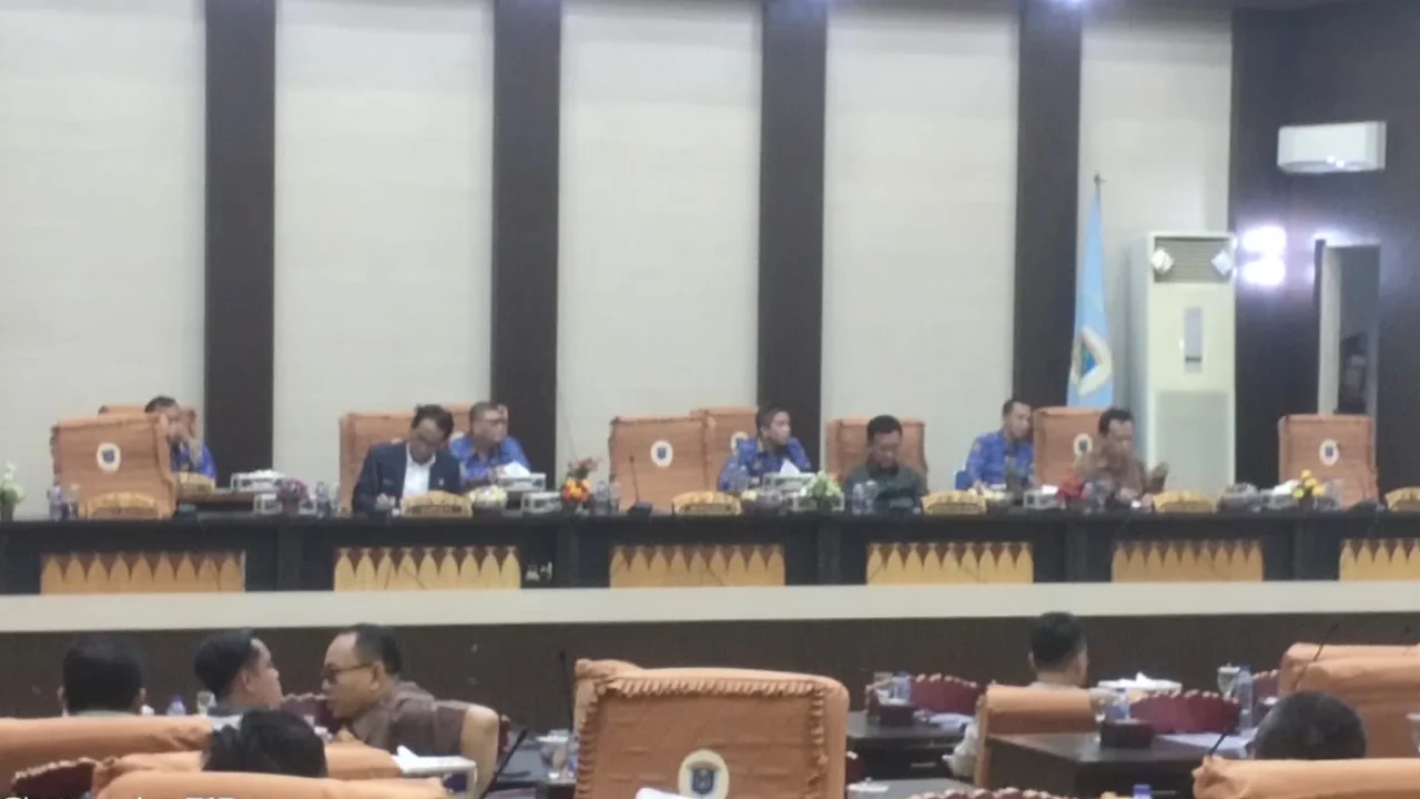 Pj Bupati OKI Asmar Wijaya Tanggapi Pandangan Fraksi DPRD Terkait Pertanggungjawaban APBD TA 2023