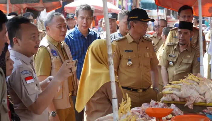 Pj. Bupati Asmar Wijaya Pastikan Stok Bahan Pokok Aman Jelang Idul Adha, Langkah Konkret Pengendalian Inflasi di Ogan Komering Ilir