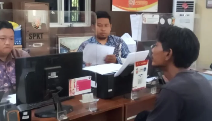 Mimpi Kerja di Angkasa Pura Berujung Petaka: Kisah Rezky Tertipu Rp 24 Juta