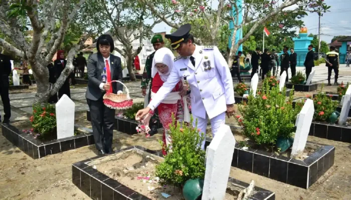 Pj Bupati OKI Pimpin Ziarah ke TMP, Kobarkan Semangat Juang di HUT RI ke-79