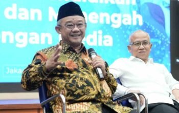 Kemendikdasmen Fokus Tingkatkan Mutu dan Akses Pendidikan, Gaji Guru Naik di Tahun 2025