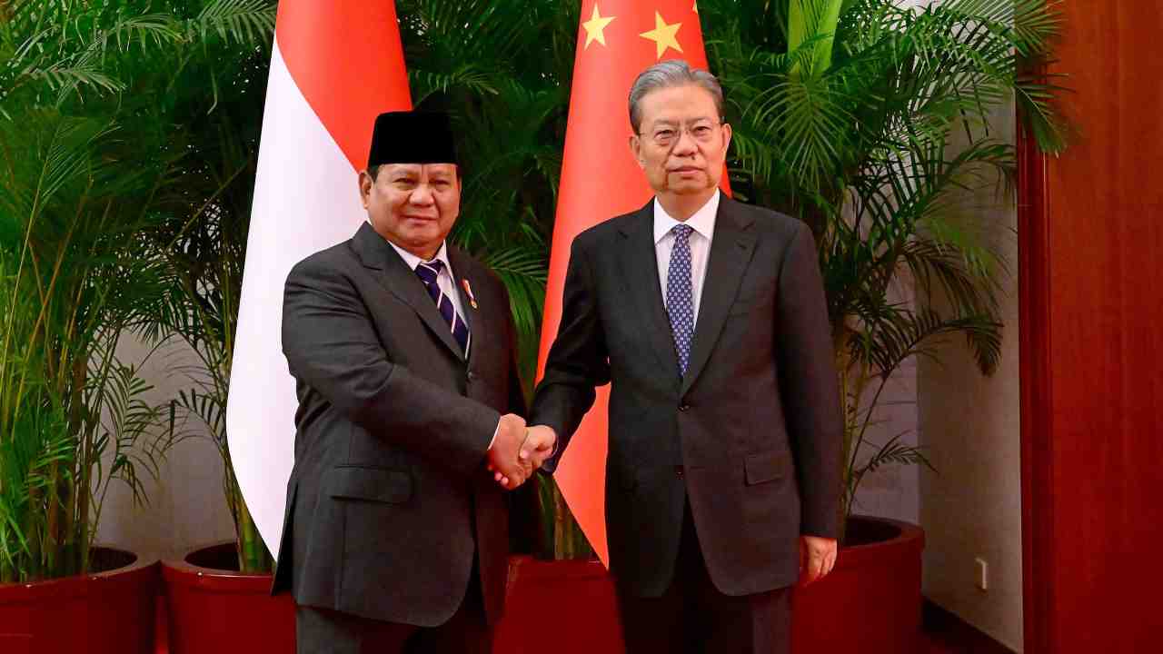 Menguatkan Hubungan Bilateral Indonesia-Tiongkok, Presiden Prabowo Temui Ketua Kongres Rakyat Nasional Tiongkok