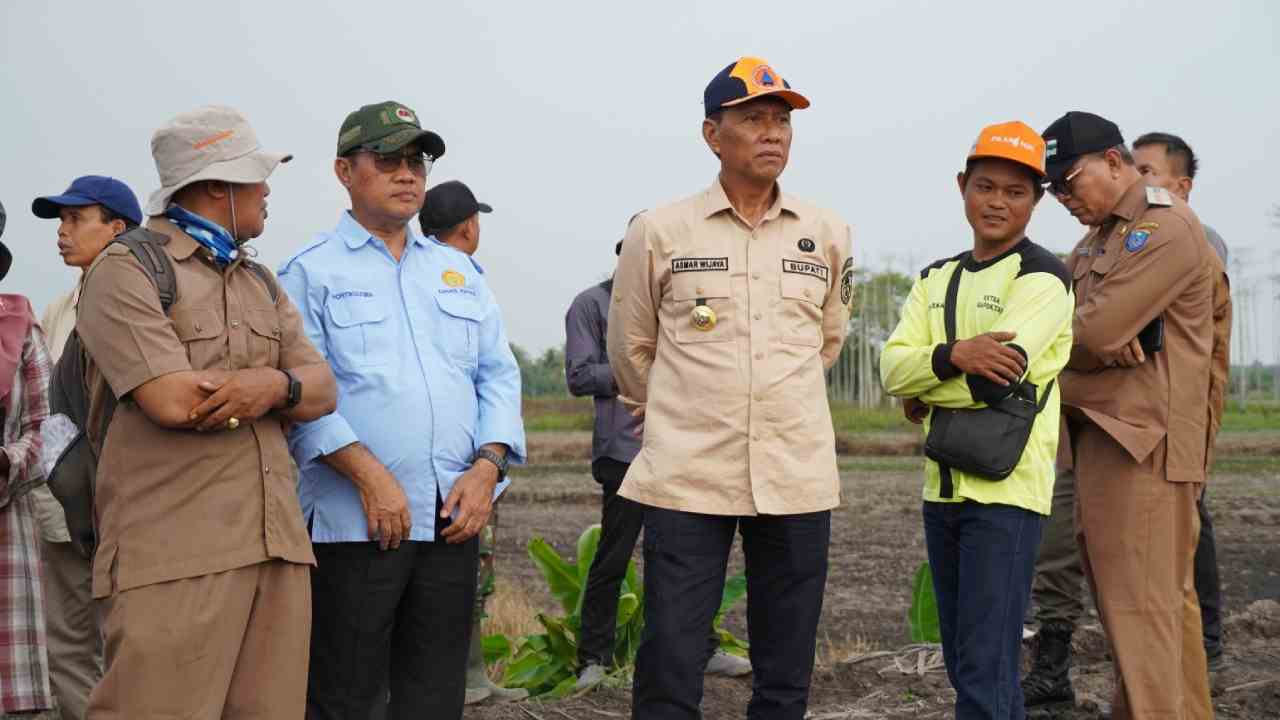 Pj Bupati OKI Tinjau Program Optimalisasi Lahan, Tekankan Pentingnya Komitmen Petani