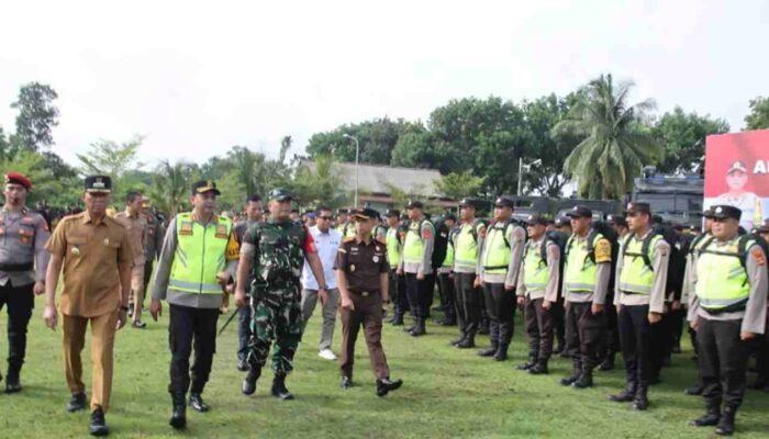 Polres Ogan Komering Ilir Gelar Apel Pergeseran Pasukan untuk Amankan Pilkada 2024