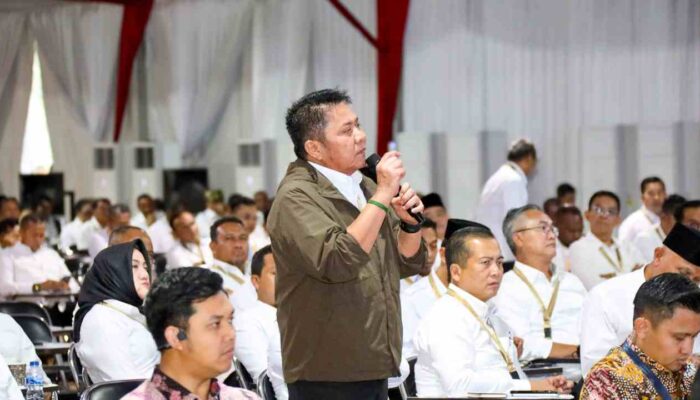 Herman Deru Antusias “Berguru” kepada Para Menteri di Retreat Magelang