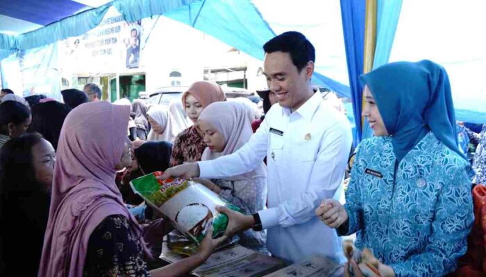 Gempur Inflasi Jelang Lebaran, Pemkab OKI Gencarkan Operasi Pasar Murah