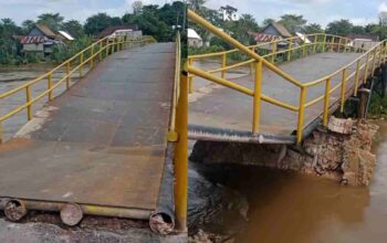 Jembatan Penghubung di Ogan Ilir Roboh, Akses Dua Desa Lumpuh Total untuk Mobil, Motor Masih Bisa Lewat dengan Risiko Tinggi