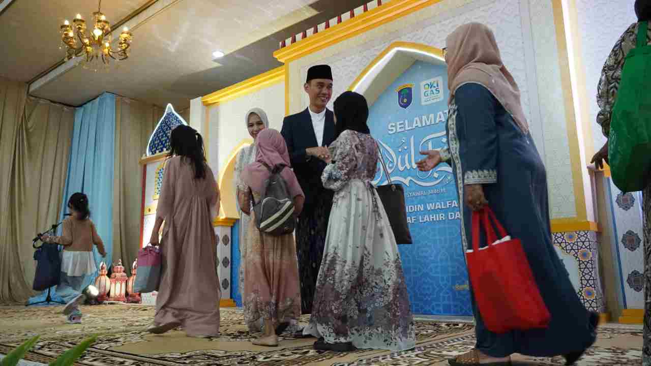 Open House Perdana Bupati OKI Diserbu Warga di Hari Lebaran