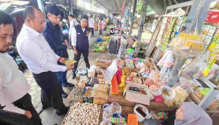 Polres OKI Gencar Pantau Harga dan Stok Sembako di Pasar Kayuagung, Cegah Penimbunan Jelang Ramadan