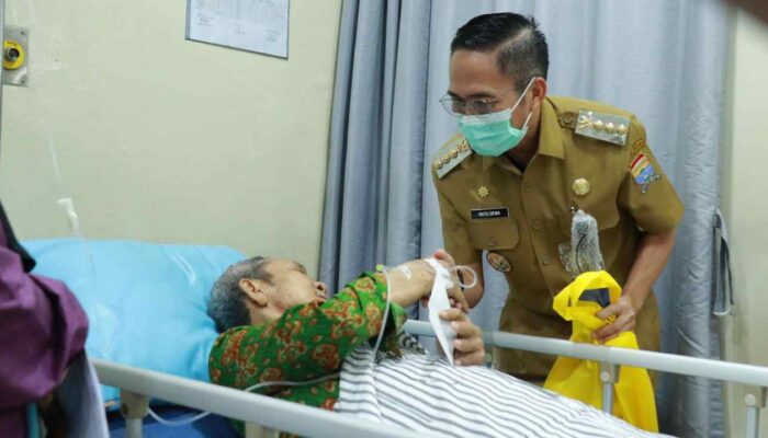 Terobosan Pelayanan Kesehatan Palembang, Wali Kota Ratu Dewa Luncurkan “Jumputan Abang”