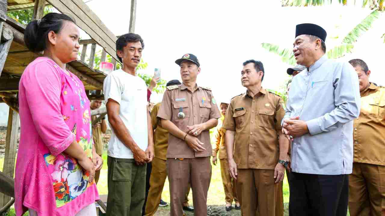 Bupati Muba Hibahkan Tanah Pribadi untuk Keluarga Kurang Mampu, Bantu Wujudkan Rumah Layak Huni