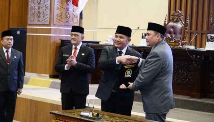 DPRD Sumsel Setujui LKPJ Gubernur 2024, Sampaikan Rekomendasi Hasil Lima Pansus