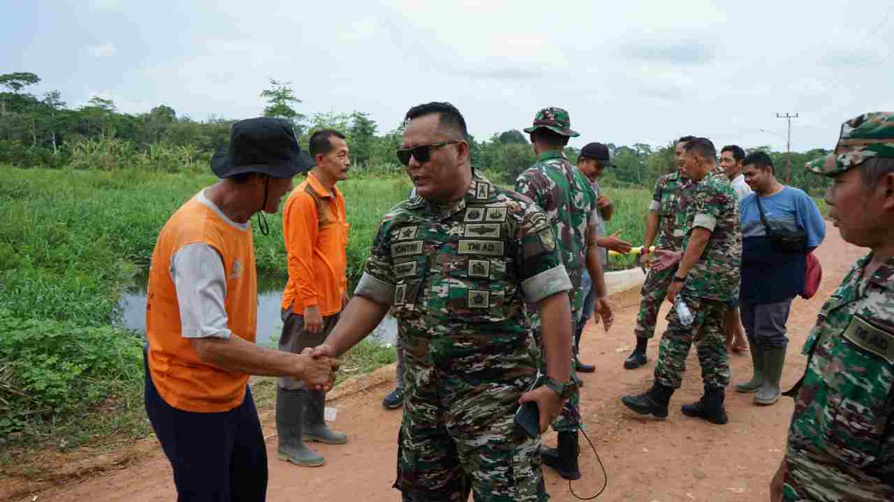 Dukung Program Ketahanan Pangan, Kodim OKI Percepat Opla Lahan Pertanian di Kabupaten Ogan Komering Ilir