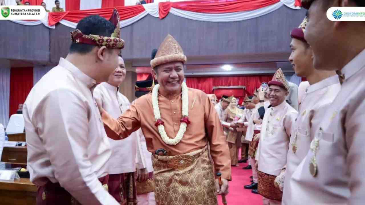 Gubernur Sumsel Hadiri Hari Jadi ke-82 Musi Rawas, Puji Kinerja Bupati dan Pesan Jaga Kekompakan untuk Pembangunan