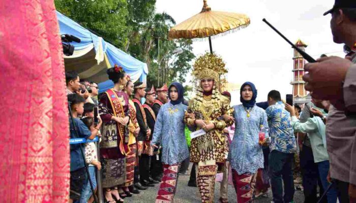 Semarak Lebaran di Kayuagung, ‘Midang Bebuke’ dan Lomba ‘Cang Incang’ Tarik Perhatian Ribuan Warga