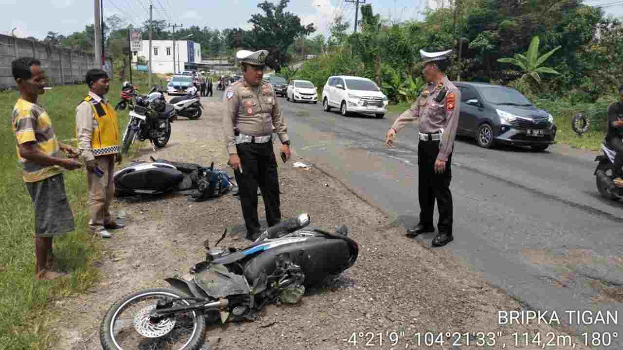 Truk Mundur Tabrak Motor Tewaskan Dua di OKU Timur, Sopir Kabur dari Lokasi Kejadian