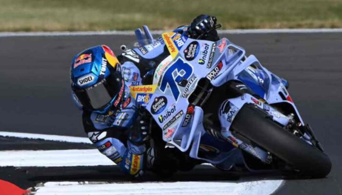 Alex Marquez Juara Sprint Race MotoGP Silverstone 2025, Dominasi di Tengah Drama Trek Kering