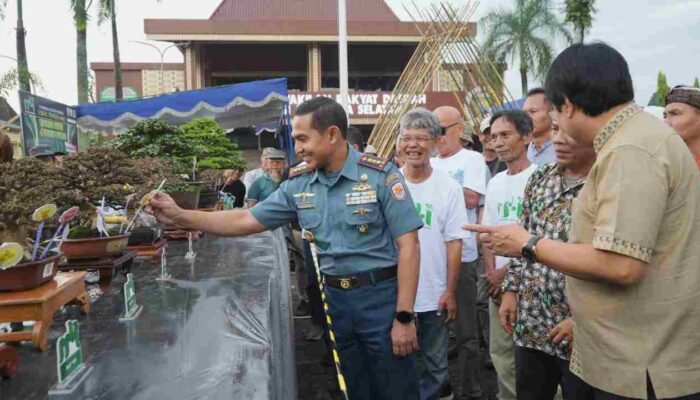 Bonsai sebagai Filosofi Hidup dan Komitmen TNI AL pada Ekonomi Kreatif