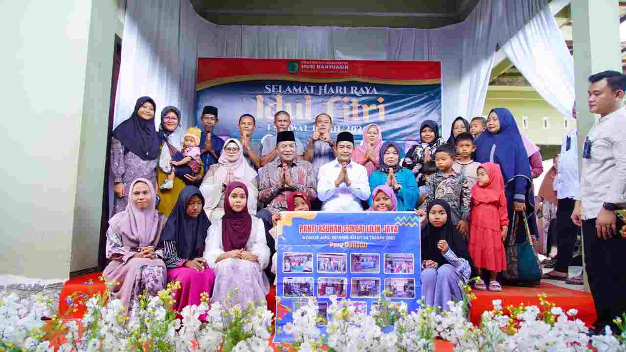 Bupati Muba H M Toha Hadiri Open House Wabup Rohman di Sungai Lilin, Pererat Silaturahmi Idul Fitri