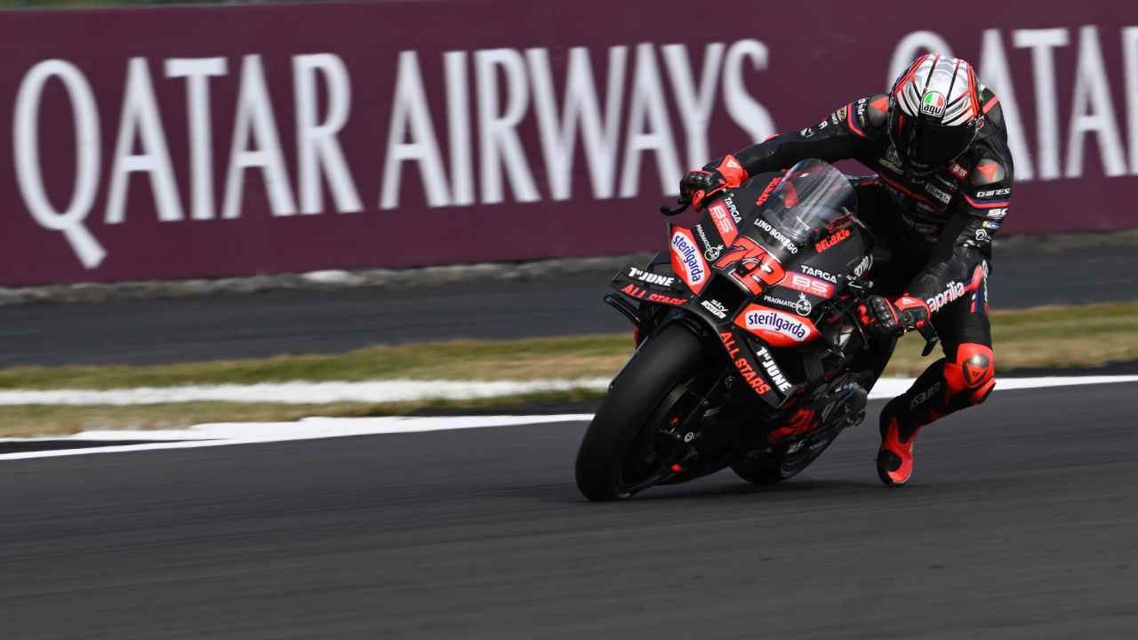 Drama Silverstone: Marco Bezzecchi Juara MotoGP, Quartararo Terkendala Masalah Teknis