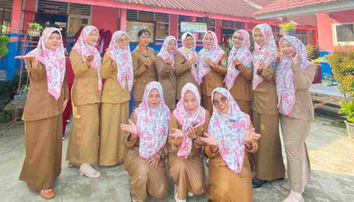 Informasi Kontak dan Kunjungan Langsung