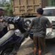 Lakalantas Maut Pagi Ini di Jalan Soekarno Hatta Palembang, Pasutri Tabrak Truk Parkir, Istri Meninggal Dunia di TKP.