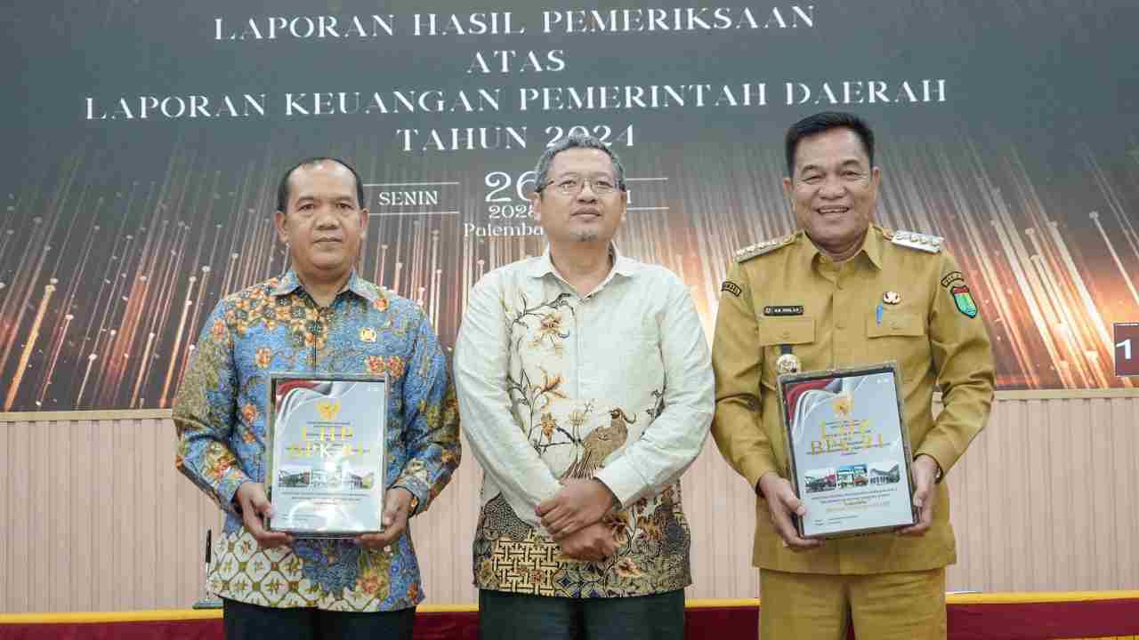 Pemkab Muba Terima Laporan Keuangan 2024 dari BPK Sumsel, Bupati Toha Targetkan Kembali Raih WTP
