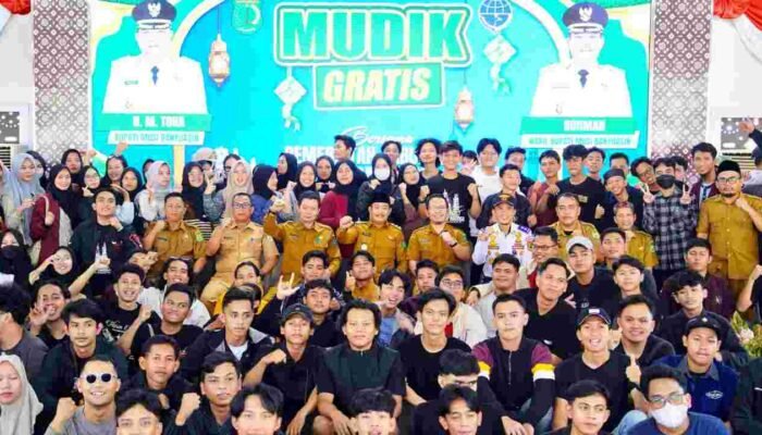 Peserta Mudik Lebaran Gratis Muba 2025 Tiba di Sekayu, Disambut Langsung Wabup Rohman
