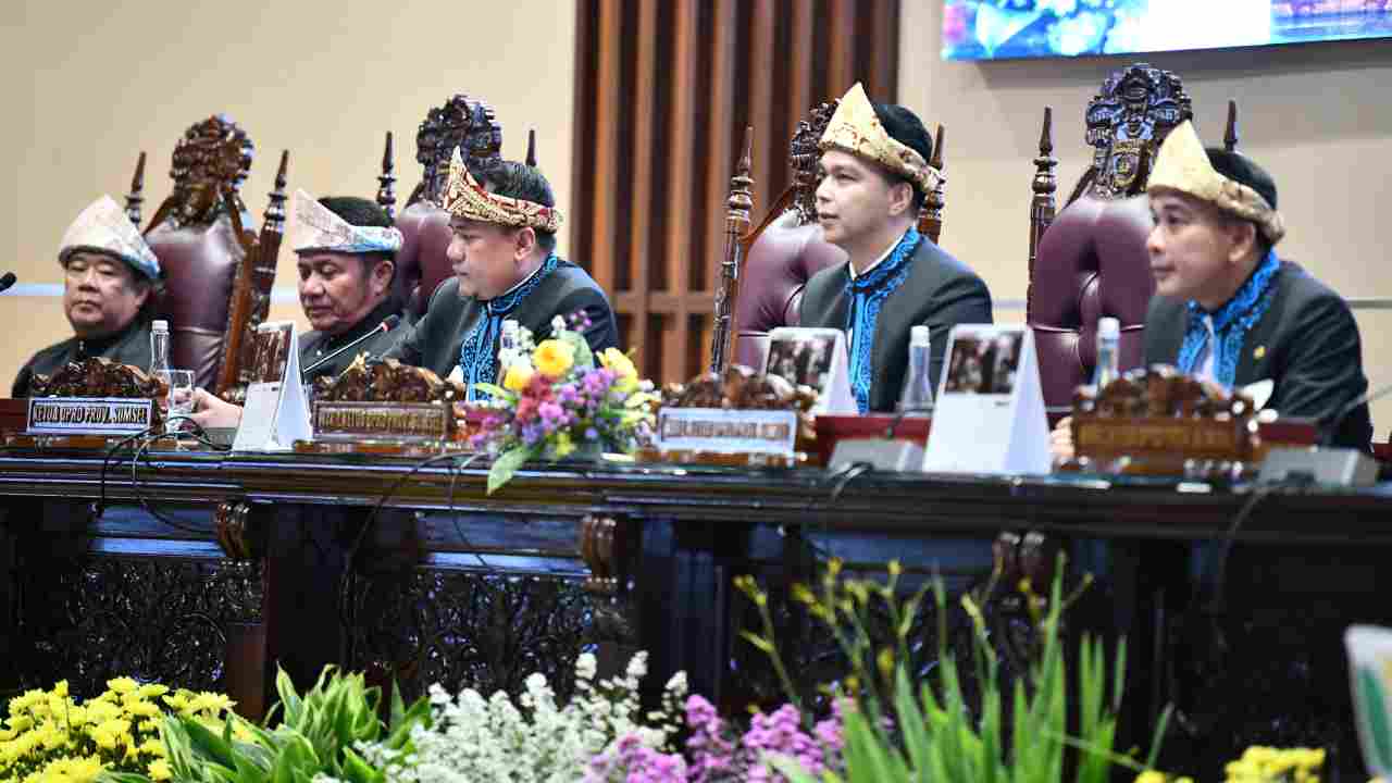 DPRD Sumsel Gelar Paripurna Hari Jadi ke-79: Perkokoh Sinergi Membangun Sumsel Maju Terus untuk Semua