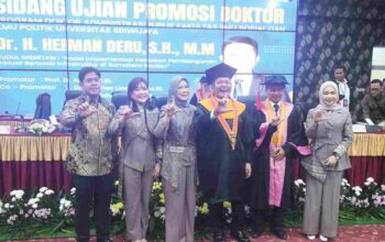 Gubernur Herman Deru Resmi Sandang Gelar Doktor Unsri, Kisah Perjuangan dan Buku ‘Politik Akar Rumput’ Diluncurkan