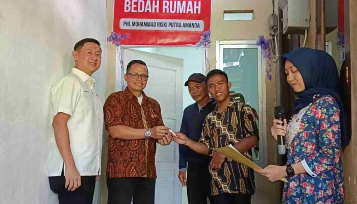 Kado Hari Bhayangkara: Polda Sumsel Bedah Rumah PHL, Simbol Kepedulian untuk Garda Terdepan yang Luput