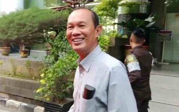 Kasus Korupsi Pasar Cinde: Mantan Wali Kota Palembang Harnojoyo Kembali Diperiksa Kejati Sumsel, Penyelidikan Kian Mendalam!