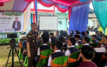 Kejari OKI Gencarkan Program 'Jaksa Masuk Sekolah', Bekali Pelajar Pedamaran Timur Kesadaran Hukum