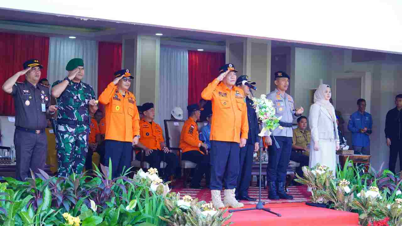 Muba Siaga Penuh Karhutbunlah 2025: Bupati Toha Pimpin Apel Kesiapsiagaan, Tekankan Kolaborasi Lintas Sektor dan Sanksi Tegas