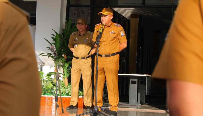 Pastikan ASN Disiplin dan Layani Publik, Sekda Palembang Aprizal Hasyim Pimpin Apel Keliling di Kecamatan Ilir Timur III
