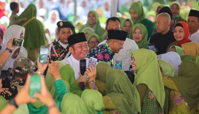 Peringatan Harlah Muslimat & Fatayat NU Dihadiri Ribuan Jamaah di OKU Timur, Herman Deru Ingatkan Peran Ibu untuk Indonesia Emas 2045