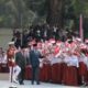 Persahabatan Dua Pemimpin, Prabowo Sambut Hangat PM Anwar Ibrahim di Istana Negara